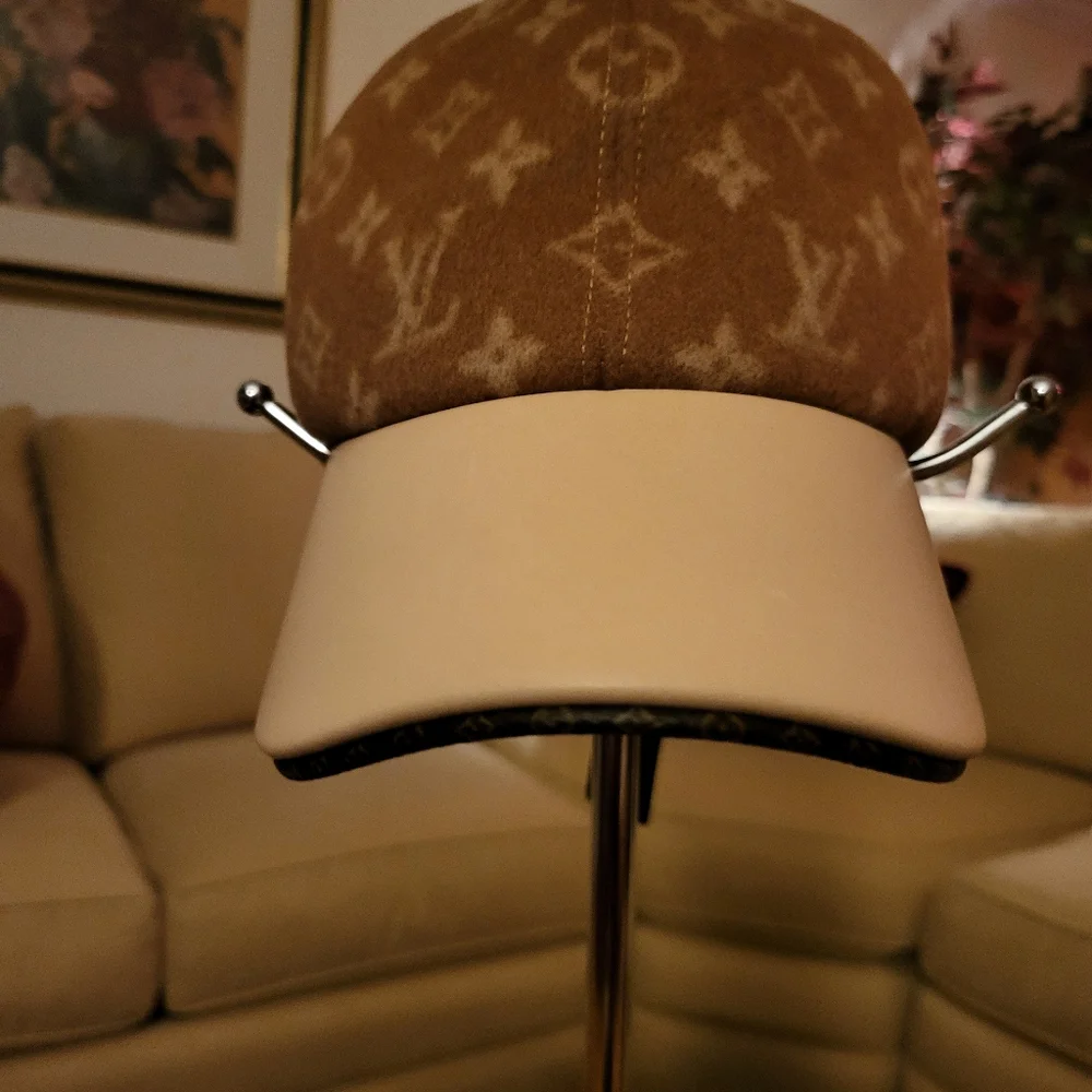 COPY - Louis Vuitton Baseball Cap - Picture 4 of 7